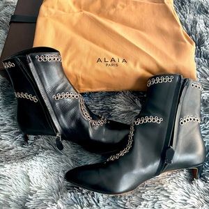 ALAIA Black Leather Grommet Ankle Boots Size 37.5